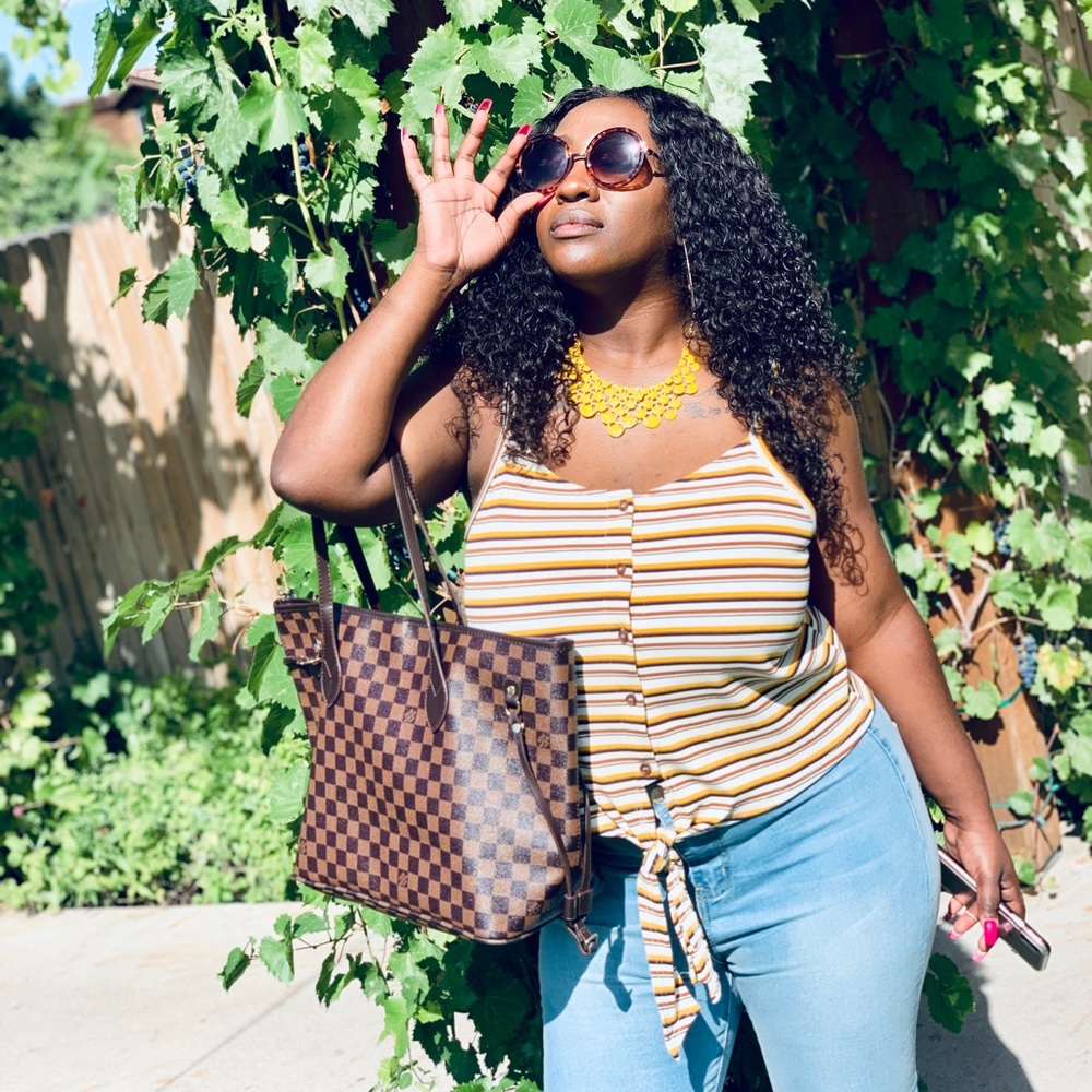 Meet Your Posher, Bee!!! 👩🏾‍🦱🦋